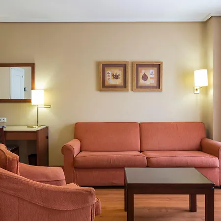 Ilunion Alcora Sevilla 4* San Juan de Aznalfarache