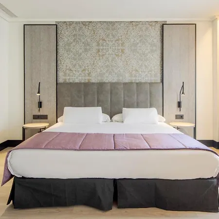 Ilunion Alcora Sevilla 4*