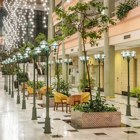 Ilunion Alcora Sevilla סן חואן דה אזנלפארצ'ה