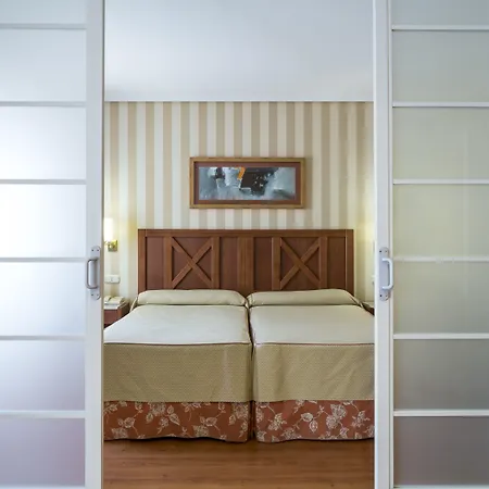 Otel Ilunion Alcora Sevilla San Juan de Aznalfarache