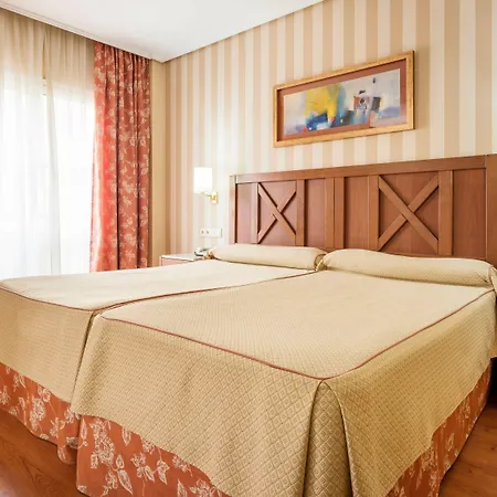 Ilunion Alcora Sevilla 4*