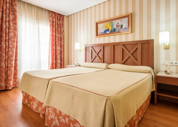 Ilunion Alcora Sevilla 4*