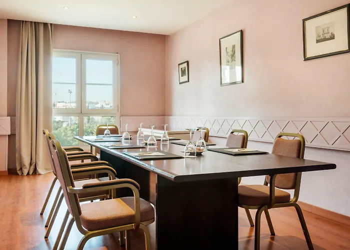 Ilunion Alcora Sevilla 4* San Juan de Aznalfarache