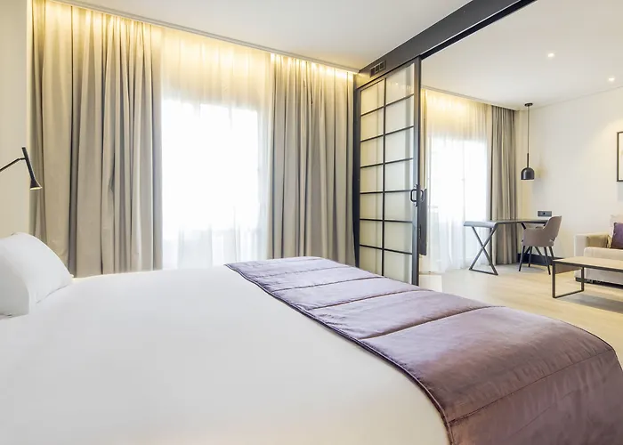 Hotel Ilunion Alcora Sevilla